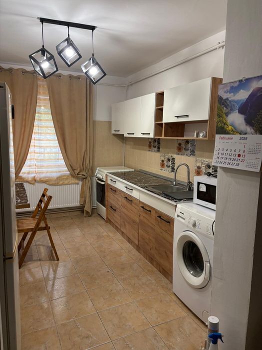 Închiriez Garsonieră 43 mp, confort 1, renovată – zona A, Tecuci