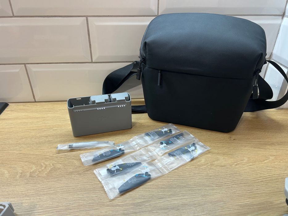 Dji Mini 2 батерии на 17 цикъла и раница