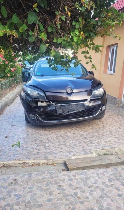 RENAULT Megane 2013