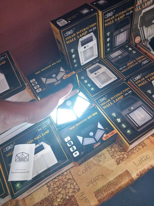 Lampi solare diferite modele.