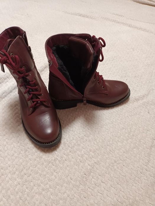 Vând  ghete piele naturala masura 36