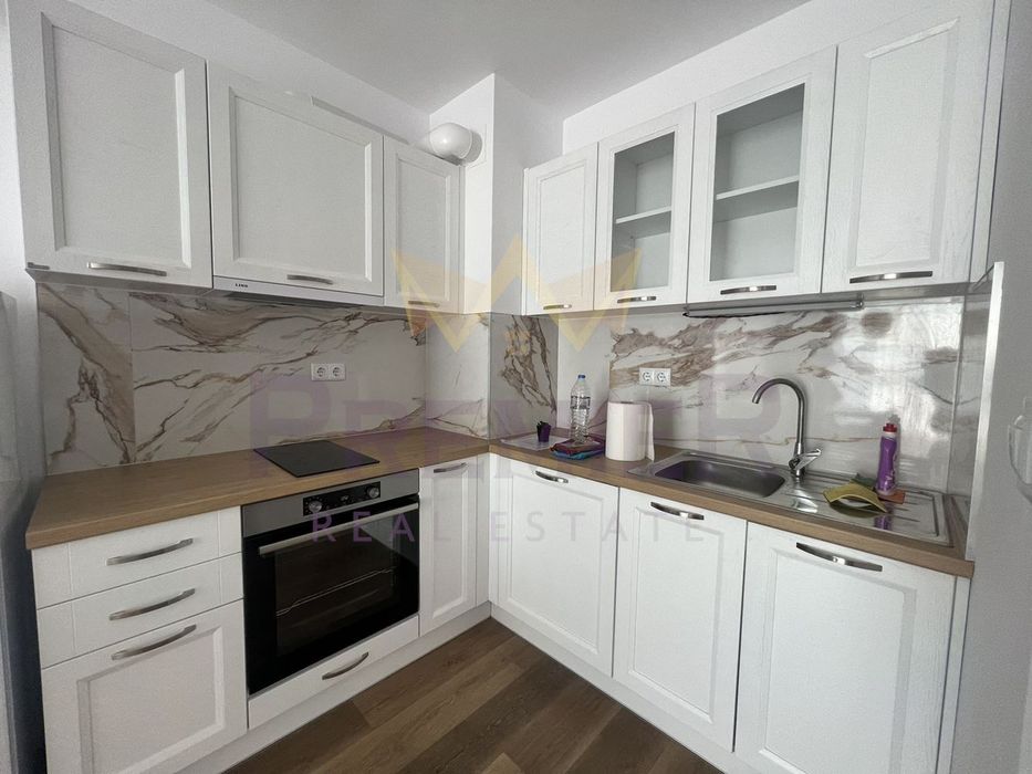 Двустаен апартамент, Кайсиева градина