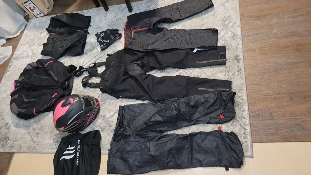 Echipament moto complet damă – MT Helmets, Seventy Degrees, Sixgear și RST