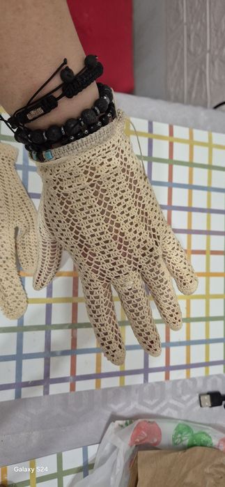 Manusi crosetate manual