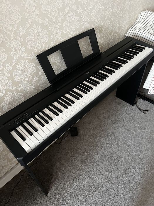 Электронное пианино Yamaha P45 (Чёрное)