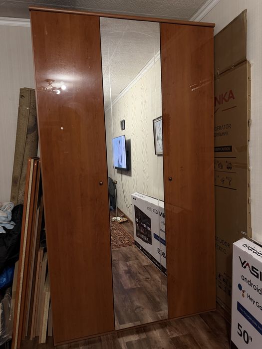 Продам Шкаф б/у 30 тыс