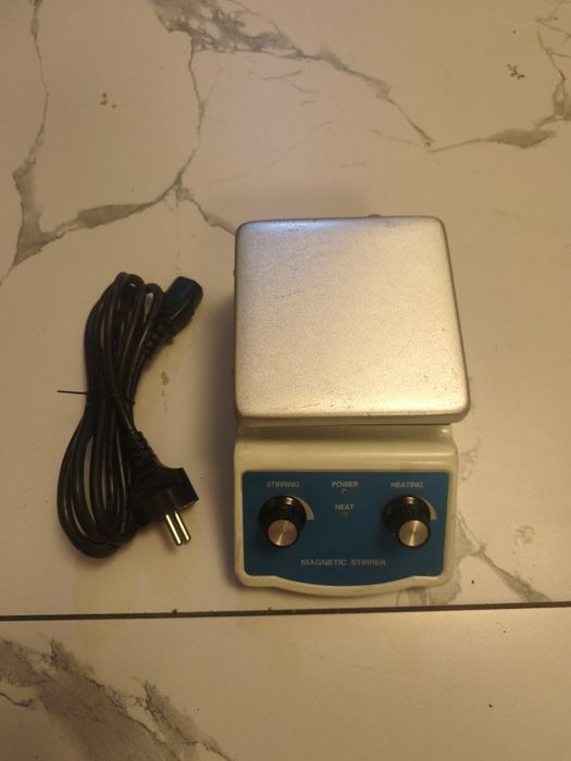 "Магнитная мешалка с подогревом. Состояние отличное