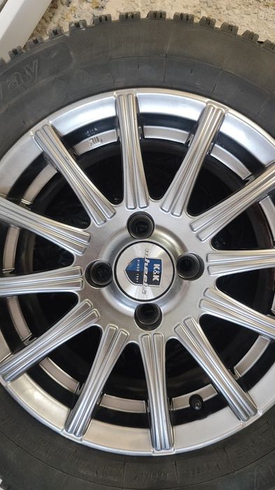 Диски с резиной на ваз