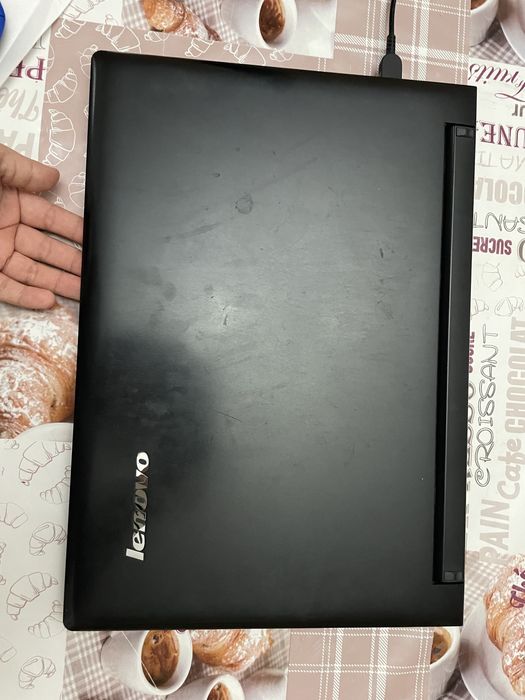 Ноутбук lenovo