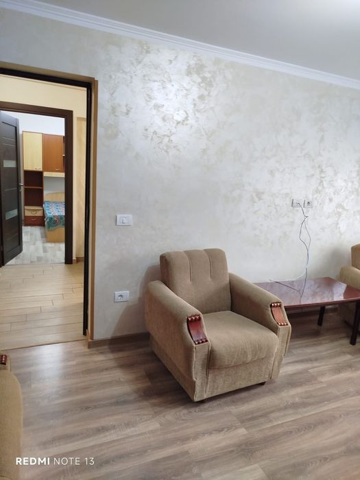 Închiriez apartament central