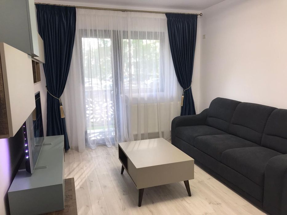 Închiriez apartament 2 camere