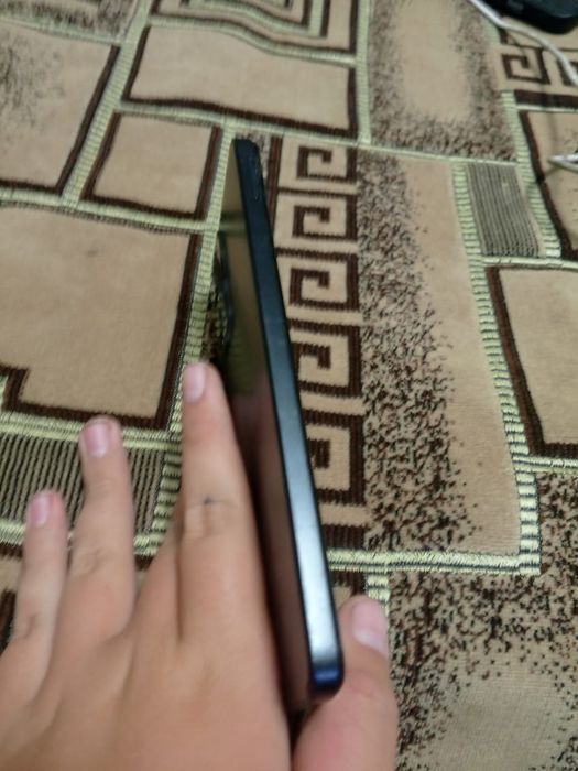 Продам Redmi note 12