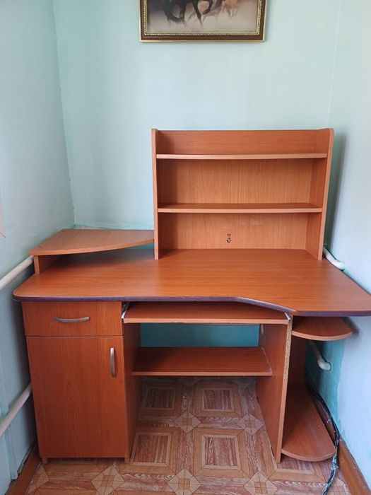 Компьютерный стол б/у