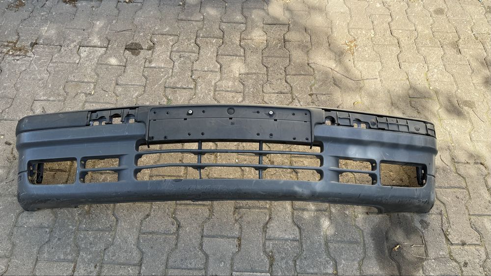 Бампер передний BMW e36 привозной оригинал
