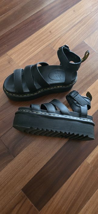 Dr.Martens sandale masura 39 negre