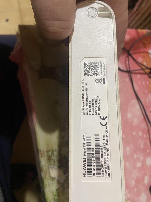 HUAWEI WIFI ROUTER   cu sim card