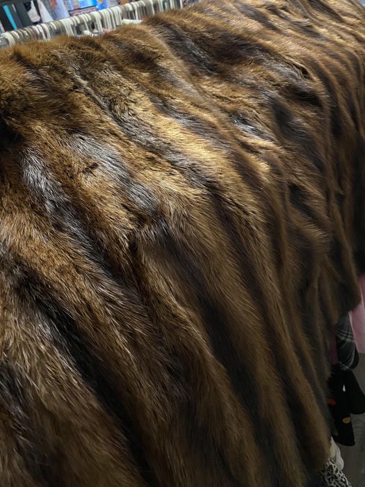 Haină din blană naturală