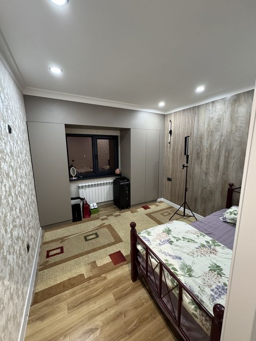 Лабзак сотилади 3 хона 2 этаж