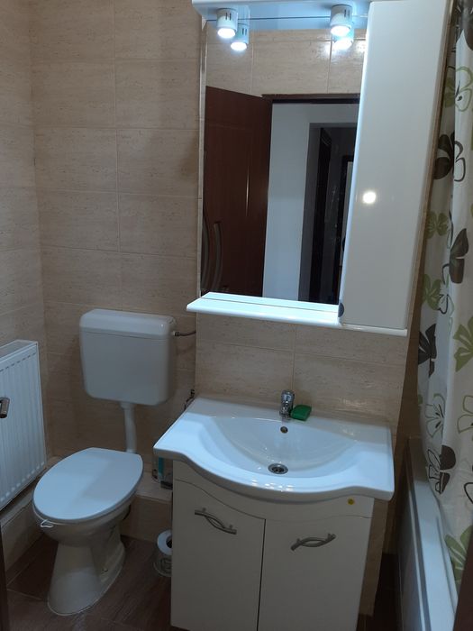 Ofer spre inchiriere apartament 2 camere,direct proprietar la 5 min. de Iulius Mall.