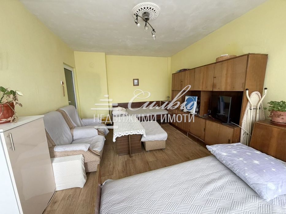 Продава се Едностаен апартамент в Шумен, Тракия - 40 кв.м за 816 €/кв.м - Снимка #1