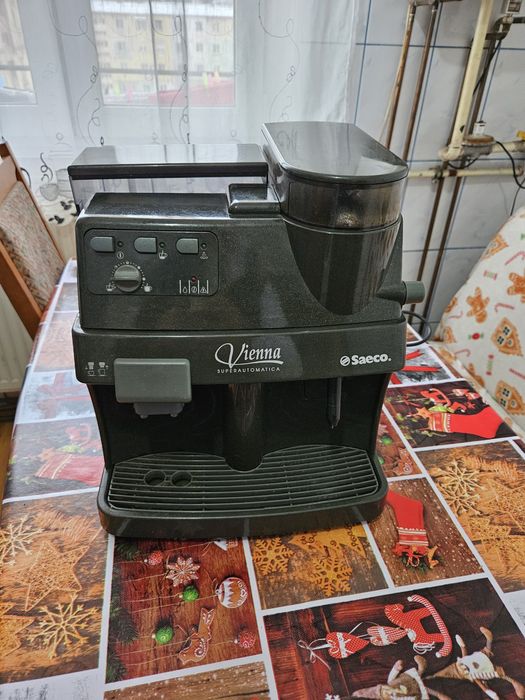 Vând aparat de cafea