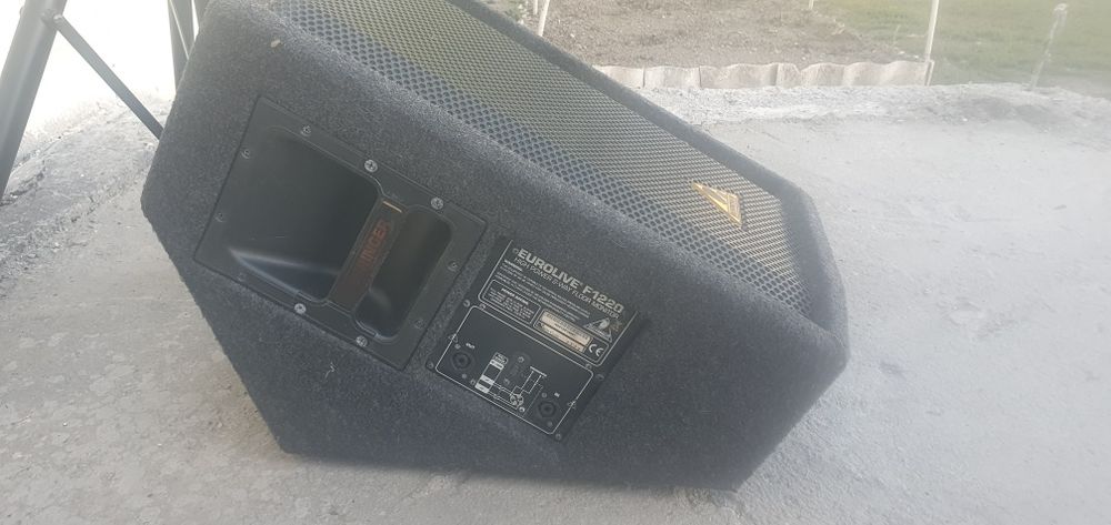 Акустическая система Behringer