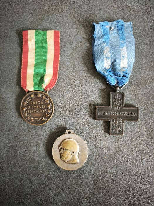 Lot medalii WW1-WW2 Italia