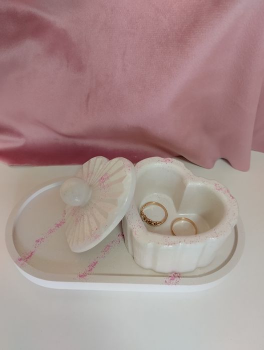 Продаю гипсовые изделия, ручной работы.