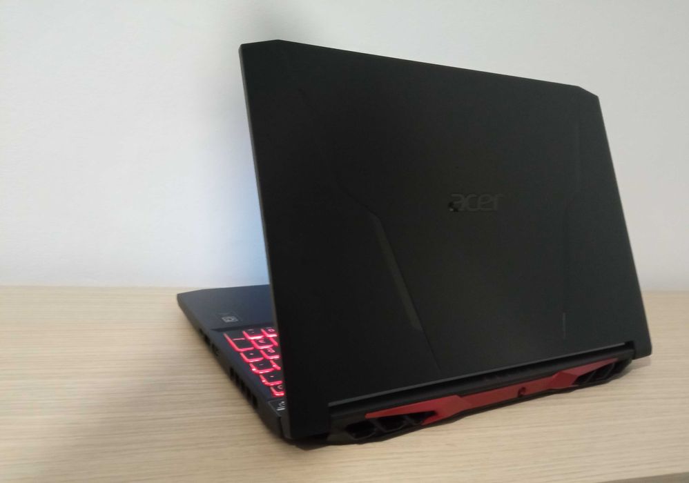 Laptop Ryzen RTX video GAMING EXTREM placa dedicata NVIDIA 16GB ram
