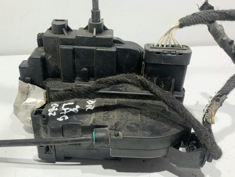 Broasca usa dreapta spate Renault Laguna 3 (2007-2010) 825000003R