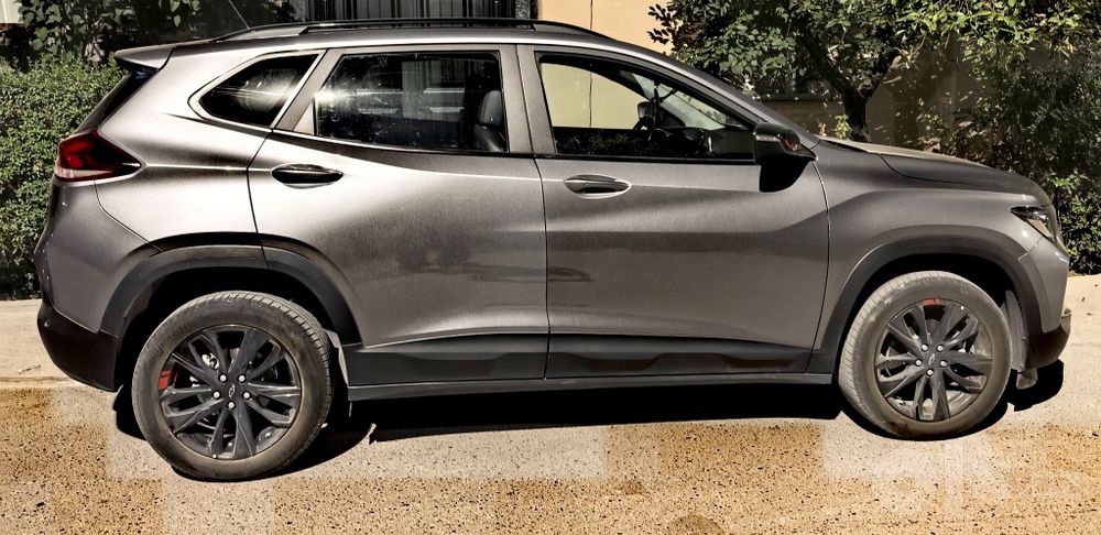 Продаётся свой надежный и стильный кроссовер Chevrolet Tracker 2 Redli