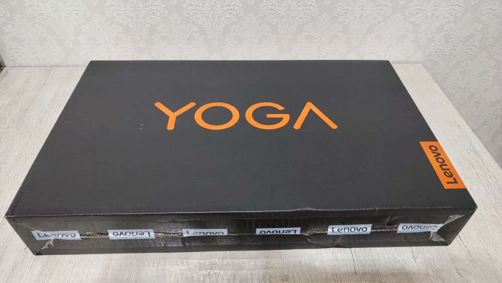 Lenovo Yoga ноутбук