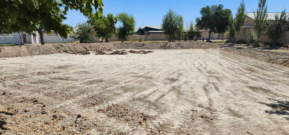 Участка йер сотилади