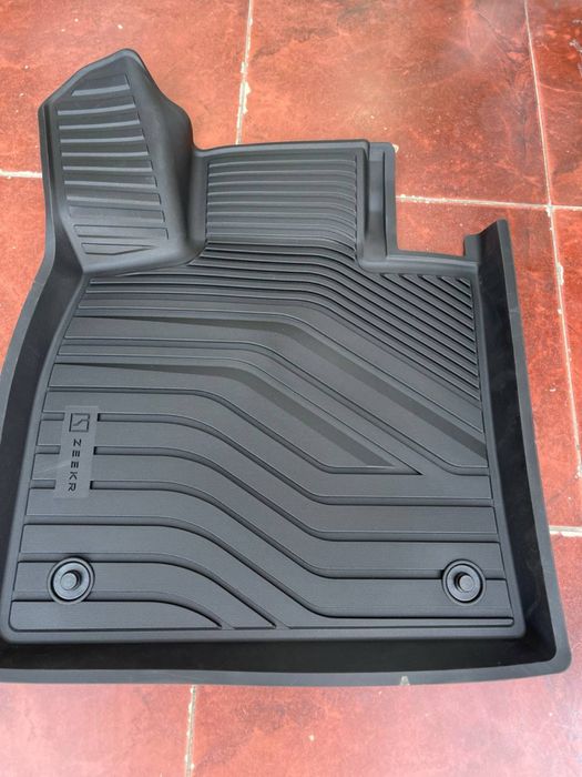 Zeekr 001 rezina+gilam polik sifati zo’r