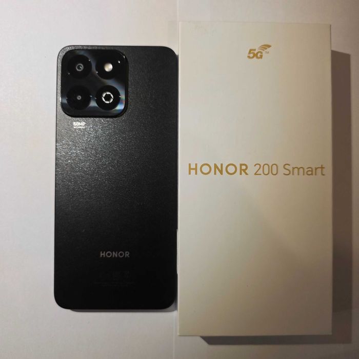Honor 200 Smart 256GB RAM 4GB culoare Midnight Black