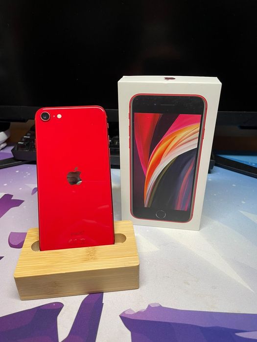iPhone SE 2020 roșu 64gb