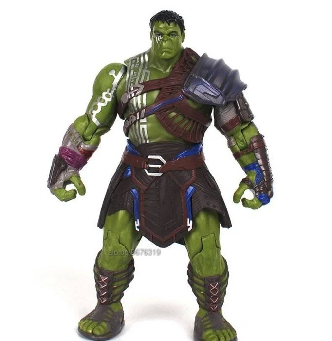 Подвижна фигурка на Хълк