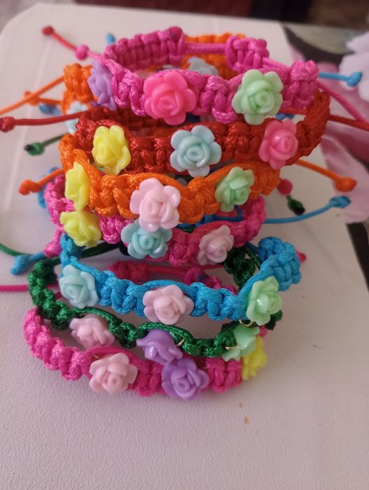 Bratari diferite modele