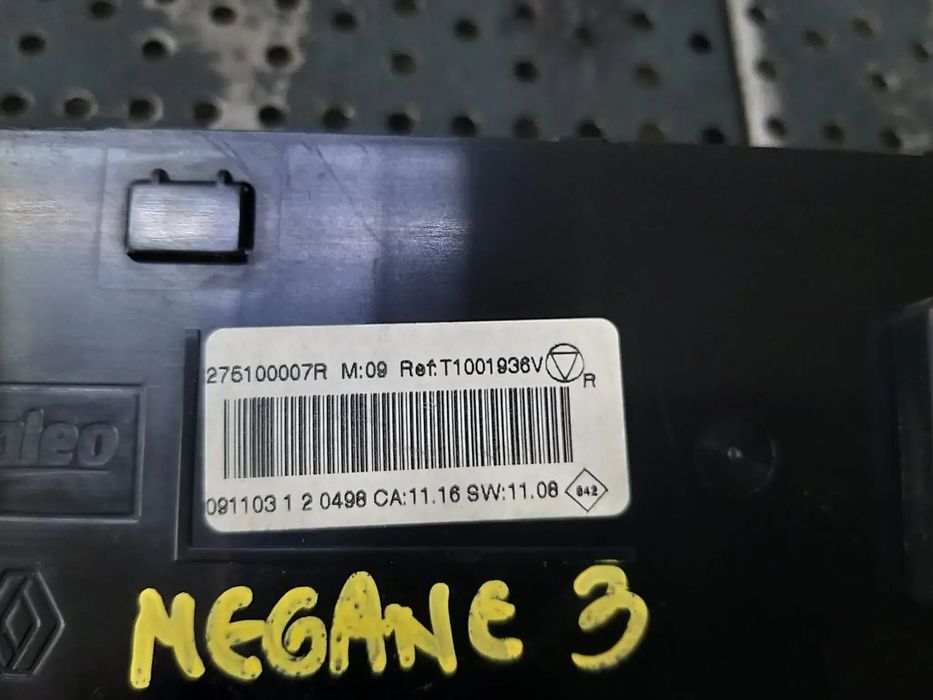 Panou comanda clima ac renault megane 3 275100007r t1001936v