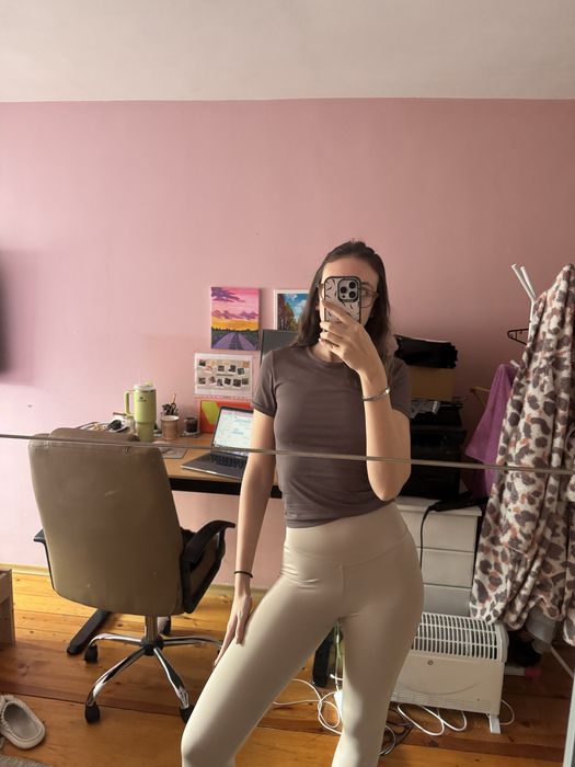 Дамски спортен клин цвят бежов