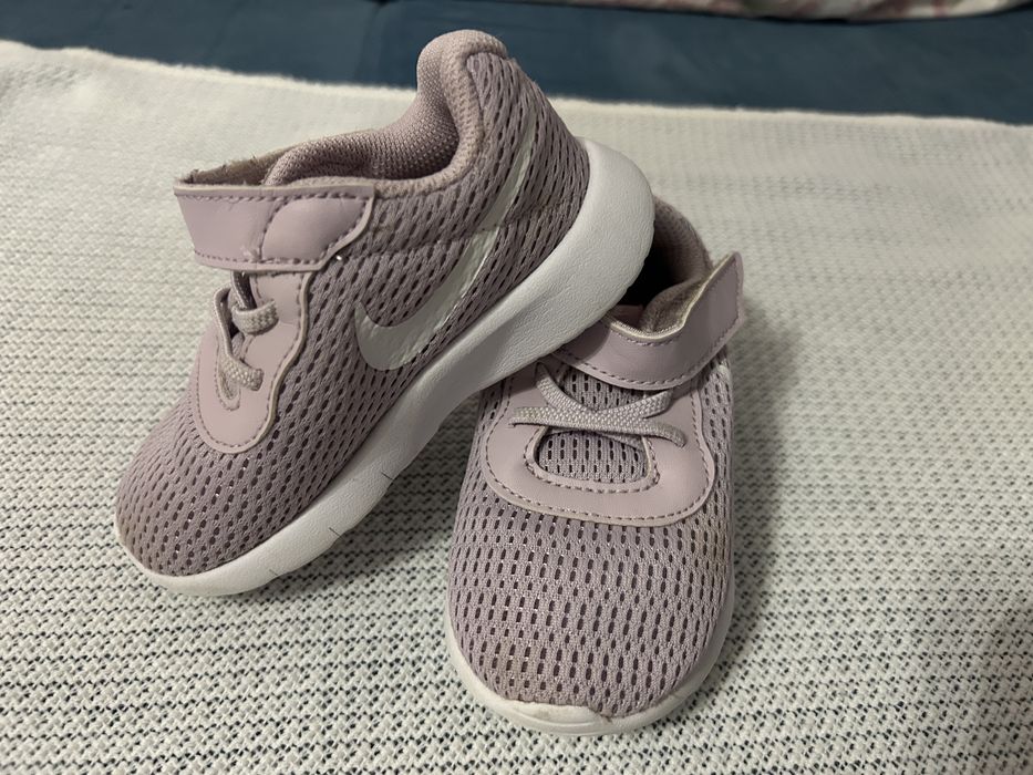 Бебешки маратонки Nike