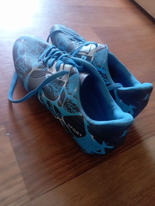 Бутсы (Футбольные)