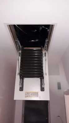 Montaj scara de mansarda/pod