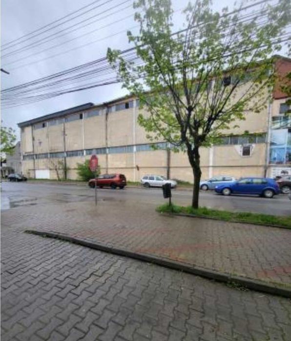 Bistrita - cladire comerciala 4785 mp, destinatii multiple