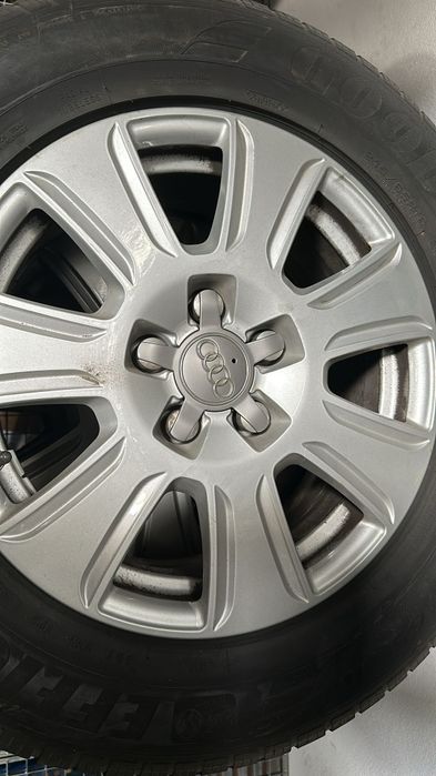 Vând roti complet pe 16 audi