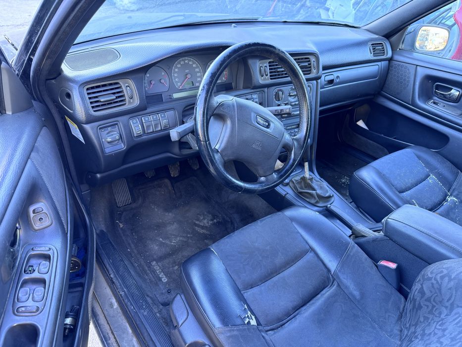 Волво В70 2.0i 126кс 1999г На Части