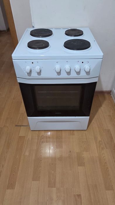 Продаётся плита электрическая