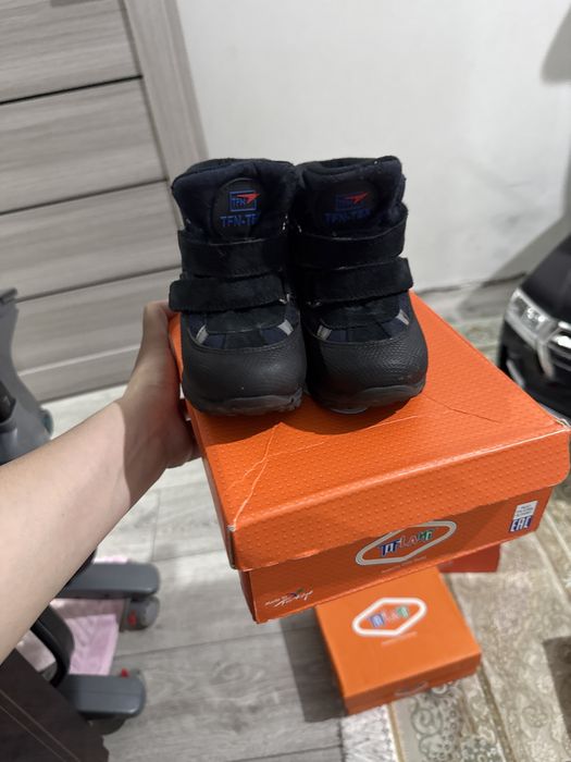 Продам зимний обувт