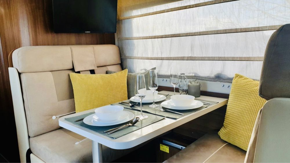 Inchiriere autorulota cu AC staționar