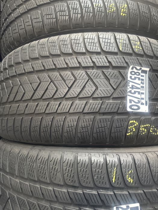 285/45/20 Pirelli M+S